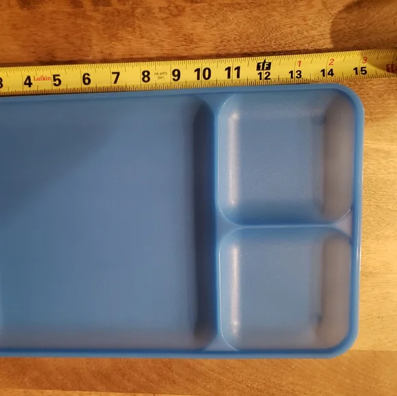 Tupperware trays - Picture 5 of 7